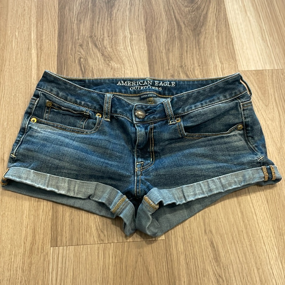 American Eagle shorties
